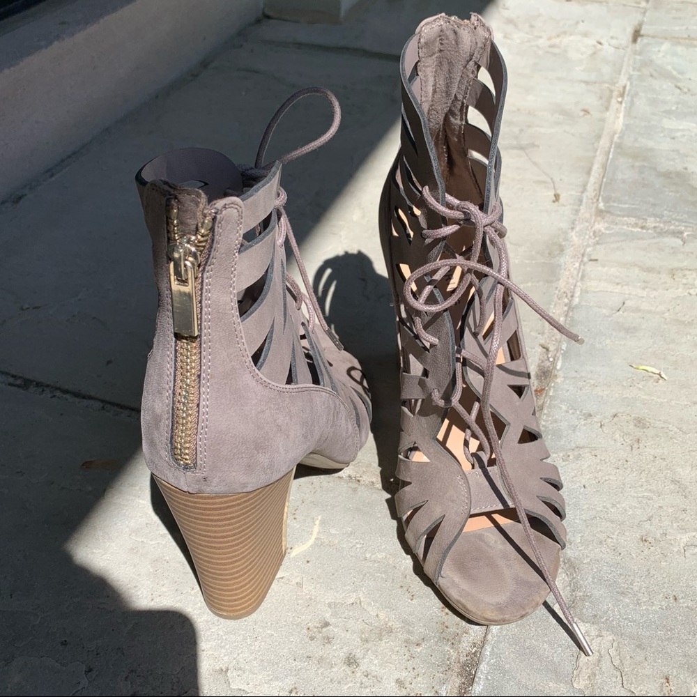 Grey Heeled Sandals | 8